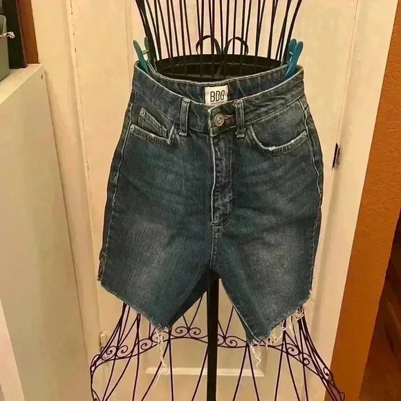 BDG Cut-Off Shorts-SZ 26 - Picture 1 of 5